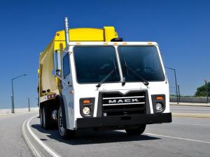 2007 Mack TerraPro LE 6x4 Rolloffcon
